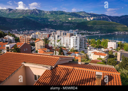 Vista aerea della città di Budva sul Mare Adriatico costa in Montenegro Foto Stock