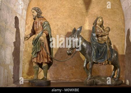 Francia,Tarn et Garonne,Moissac,San Pietro Chiesa abbaziale,passo sul cammino di Santiago de Compostela,elencati come Patrimonio Mondiale UNESCO,statua in legno del XV secolo raffigurante la fuga in Egitto Foto Stock