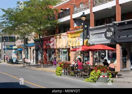 Canada, Québec provincia,Montreal,la città di Verdun uno di Montreal del quartieri occidentali,Wellington Street,una vivace via dello shopping con terrazze estive Foto Stock