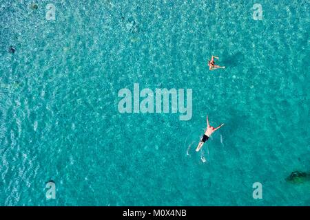 Francia,Finisterre,Iroise mare,Parc Naturel Regional d'Armorique Armorica (Parco Naturale Regionale),Presqu'ile de Crozon (Penisola di Crozon),Cap de la Chèvre,Pointe de Saint Hernot,St Hernot Beach (Vista aerea) Foto Stock