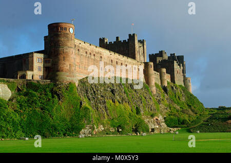 Il castello di Bamburgh, Bamburgh, Northumberland Foto Stock