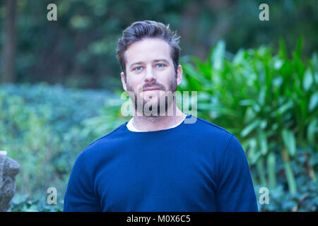 Roma, Italia. 24 gen 2018. Attore americano Armie Hammer Photocall a Roma del film "Chiamami col tuo nome' (Titolo originale: "mi chiamano per nome') Credito: Matteo Nardone/Pacific Press/Alamy Live News Foto Stock