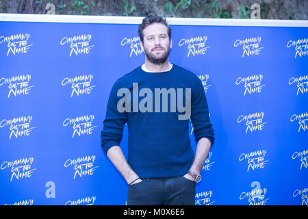 Roma, Italia. 24 gen 2018. Attore americano Armie Hammer Photocall a Roma del film "Chiamami col tuo nome' (Titolo originale: "mi chiamano per nome') Credito: Matteo Nardone/Pacific Press/Alamy Live News Foto Stock