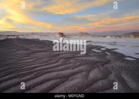 Moonscape del Campo de Piedra Pomez nel tramonto,Departamento Antofagasta de la Sierra,Catamarca,Argentina Foto Stock