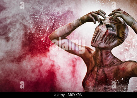 Frustrati raccapriccianti donna monster Foto Stock