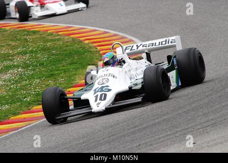 Sul circuito del Mugello il 1 aprile 2007: Sconosciuto eseguito su Classic F1 auto 1982 Williams FW 08 ex Alan Jones sul circuito del Mugello in Italia. Foto Stock