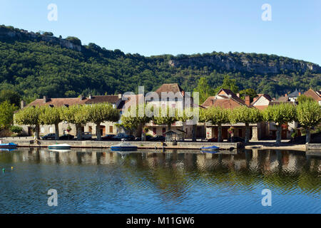 Il fiume Lot a Cajarc nella Valle del Lot, Lot, Quercy, Francia, Europa Foto Stock