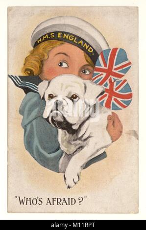 WW1 (Grande Guerra) era cartolina patriottica di ragazza con il bulldog 'Whos paura?' Circa 1915 Foto Stock