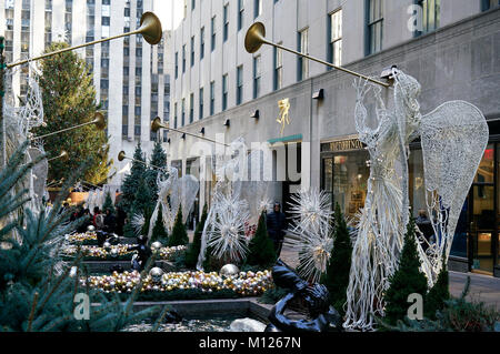 Vacanze di Natale decorazioni a Rockefeller Center.Manhattan.New York City.USA Foto Stock