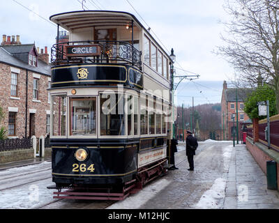 STANLEY, County Durham/UK - gennaio 20 : vecchio tram a nord dell Inghilterra Museo all'aria aperta a Stanley, County Durham, il 20 gennaio 2018. Persone non identificate Foto Stock