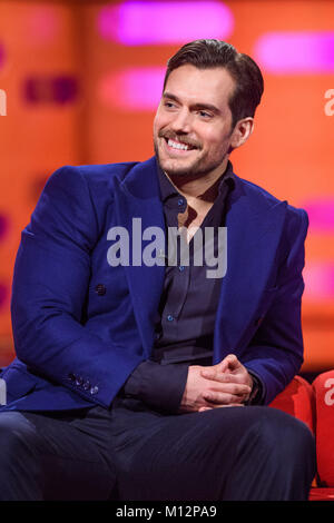 Henry Cavill durante le riprese del Graham Norton Show at The London Studios, Londra Sud, che sarà in onda su BBC One il venerdì sera. Foto Stock