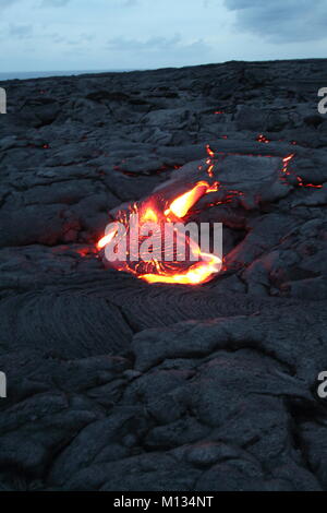 Flusso di lava sulla Big Island delle Hawaii, vulcano Kilauea Foto Stock