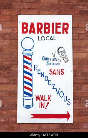 Canada, Provincia di Quebec, Outaouais, Pontiac Regione, Fort Coulonge, Barber Shop segno Foto Stock