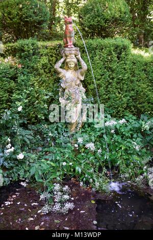 Francia, Calvados, Vendeuvre Castle Park, acqua giardino sorpresa Foto Stock