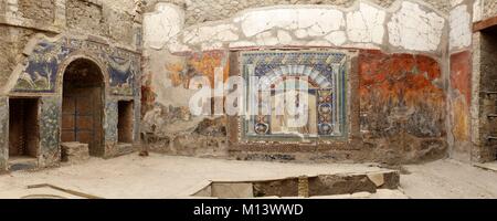 L'Italia, Campania, Herculanum, classificato come patrimonio mondiale dall' UNESCO, Nettuno e d'Anfitrite house, mosaico Foto Stock