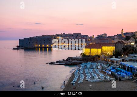 Croazia, Dalmazia centrale, costa dalmata, Dubrovnik, Centro Storico elencati come patrimonio mondiale dall UNESCO, il Porto Vecchio Foto Stock