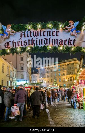 Austria, Vienna, Piazza Am Hof, Mercatino di Natale Foto Stock