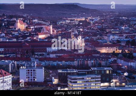 Bassa Austria, Krems an der Donau, elevati vista città, Alba Foto Stock