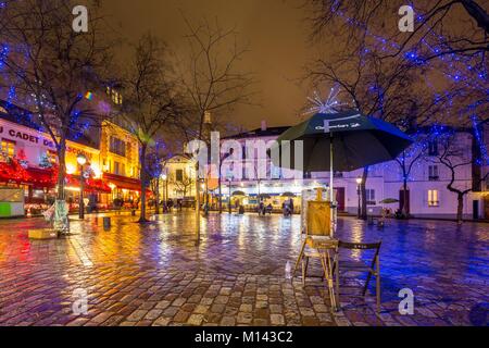 Francia, Parigi Montmartre, Place du Tertre a Natale Foto Stock