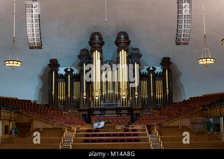 L'organo a canne e alterano il tabernacolo mormone, accanto al tempio mormone a Salt Lake City, Utah, Stati Uniti d'America. Uno degli organi più grande nel mondo, Foto Stock