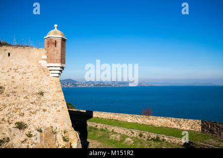 In Francia, il Var (83), Saint-Tropez, garitta dei bastioni della cittadella del XVII secolo Foto Stock