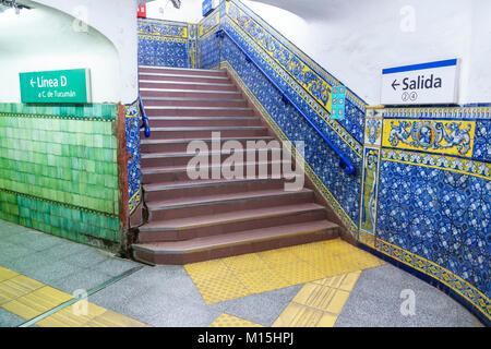 Buenos Aires Argentina, Subte metropolitana 9 de Julio, stazione, arte, piastrelle dipinte, scale, uscita, segno, ispanico, ARG171122335 Foto Stock