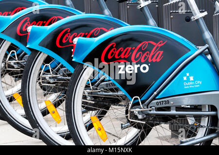 Le biciclette con Coca Cola Zero logo in 08. Settembre 2014, Dublino ( Irlanda ) Foto Stock