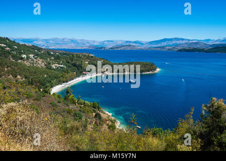 Si affacciano sulla spiaggia Kerasia,Corfu, Isole Ionie, Grecia Foto Stock