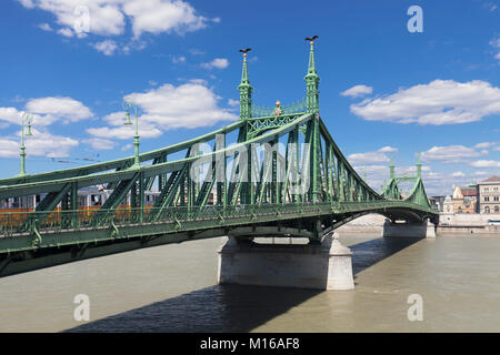 Libertà ponte sul Danubio, Budapest, Ungheria Foto Stock