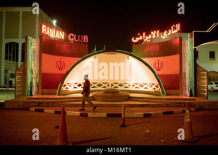 DUBAI, Emirati Arabi Uniti - 17 Ottobre 2008: Il Club iraniano in Dubai è un elemento di grandi dimensioni in base sociale, culturale e ricreativo nel complesso di Dubai. Foto Stock