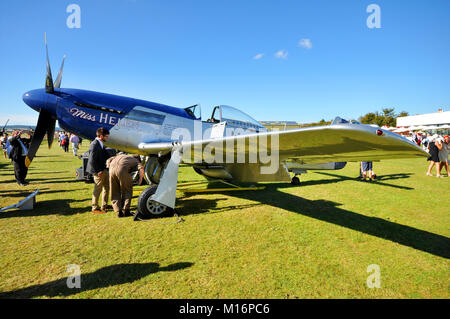 North American P Mustang ' Miss Helen' in Freddie marzo spirito dell' aviazione Goodwood 2016 Foto Stock