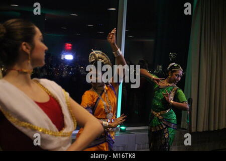 Onu, New York, Stati Uniti d'America. 26 gen, 2018. Missione indiana per i ballerini delle Nazioni Unite in India del Giorno della Repubblica presso l'ONU. Foto: Matthew Russell Lee / città interna premere Credito: Matthew Russell Lee/Alamy Live News Foto Stock