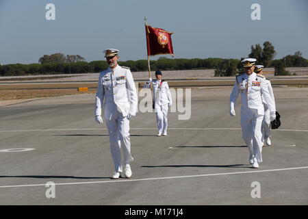 Madrid, Spagna. Xv Sep, 2018. Il re Felipe assiste il centenario della Aviazione Navale presso la base di Rota di Rota, Spagna settembre15, 2017. Credito: Jimmy Olsen/Media punzone ***Nessuna Spagna***/Alamy Live News Foto Stock