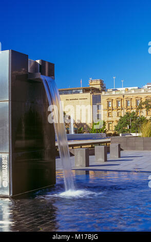 Il Museo Australiano di Sydney, visto da cuocere e Phillip Park, è il museo più antico in Australia, con il nome di storia naturale e di antropologia. Foto Stock