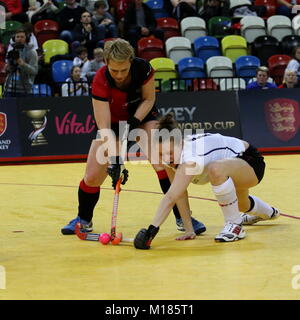 Jaffa Super 6s - Bowdon Hightown vincendo 2-1 contro Leicester nella finale delle donne, casella di rame Arena, Olympic Park, London, Regno Unito. 28 Gen 2018 Foto Stock