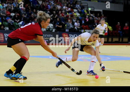 Jaffa Super 6s - Bowdon Hightown vincendo 2-1 contro Leicester nella finale delle donne, casella di rame Arena, Olympic Park, London, Regno Unito. 28 Gen 2018 Foto Stock