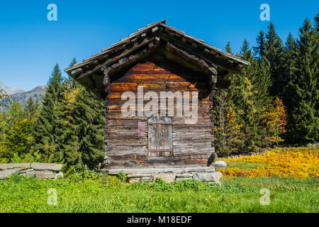 Tipico di montagna mazot in Charousse, Chamonix, Francia Foto Stock