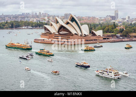 Australia annuale Giorno Ferry Boat Race - Ferrython, Porto di Sydney, Sydney, Nuovo Galles del Sud (NSW), Australia 2018 Foto Stock
