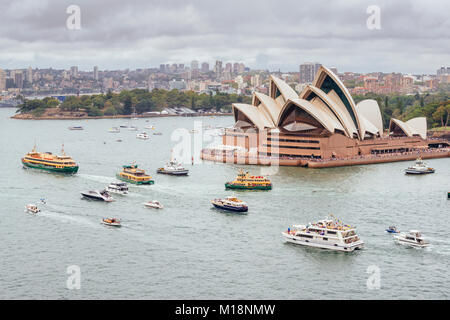 Australia annuale Giorno Ferry Boat Race - Ferrython, Porto di Sydney, Sydney, Nuovo Galles del Sud (NSW), Australia 2018 Foto Stock