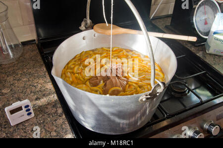 Fare Siviglia Marmellata di arance Foto Stock