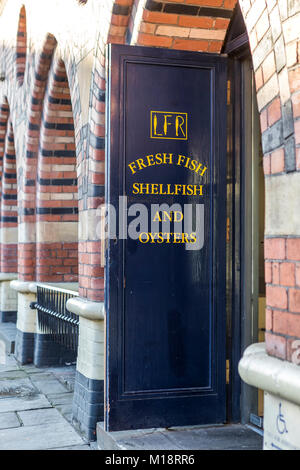 Loch Fyne ristorante in un ex granaio in Welsh Back, Bristol, Regno Unito. Foto Stock