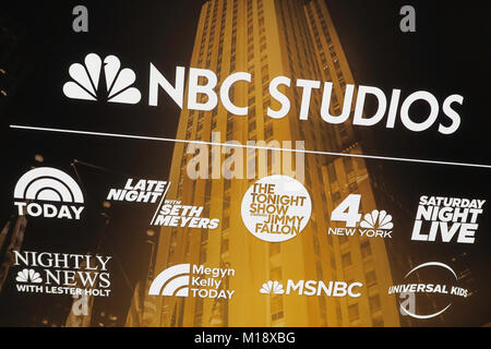 La NBC segnaletica interna 30 Rock, Rockefeller Center, New York, Stati Uniti d'America Foto Stock