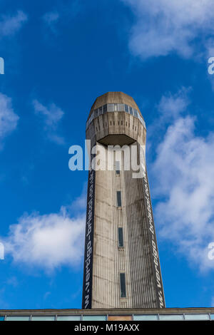 Vertigo Shot Tower, Temple Meads, Bristol, Regno Unito. Foto Stock