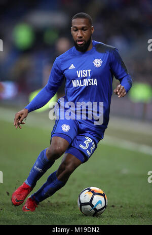 Cardiff City's Junior Hoilett durante la Emirates FA Cup, quarto round corrispondono a Cardiff City Stadium Foto Stock