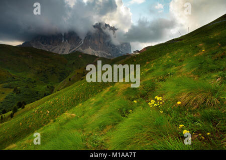 Bellissimo paesaggio nelle Dolomiti Foto Stock