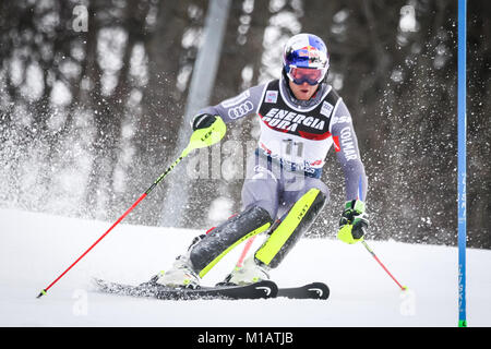 Zagabria, Croazia - Gennaio 4, 2018 : Alexis Pinturault di Fra compete durante l'Audi FIS Coppa del Mondo di Sci Alpino Slalom Mens, Snow Queen Trophy 2018 in Foto Stock