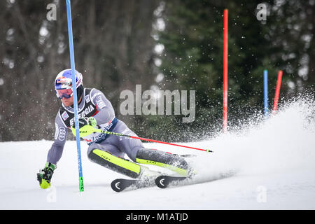 Zagabria, Croazia - Gennaio 4, 2018 : Alexis Pinturault di Fra compete durante l'Audi FIS Coppa del Mondo di Sci Alpino Slalom Mens, Snow Queen Trophy 2018 in Foto Stock