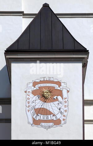 Meridiana sul Palazzo dei Granduchi di Lituania a Vilnius Foto Stock