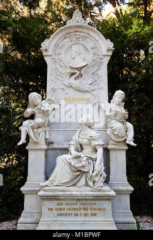 Tomba di onorario di Robert Schumann e Clara Schumann, vecchio cimitero, Bonn, Renania settentrionale-Vestfalia, Germania Foto Stock