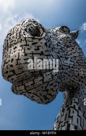 Le sculture Kelpies progettato da Andy Scott presso l'Helix Park, Falkirk, Scotland, Regno Unito Foto Stock